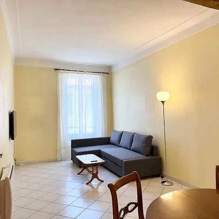 Charmant T2 climatisé au cœur du Vieil Antibes Appartamento *